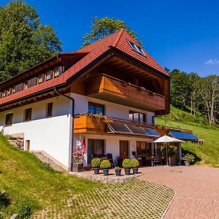 Gaestehaus Sonnhalde วีเดน ภายนอก รูปภาพ