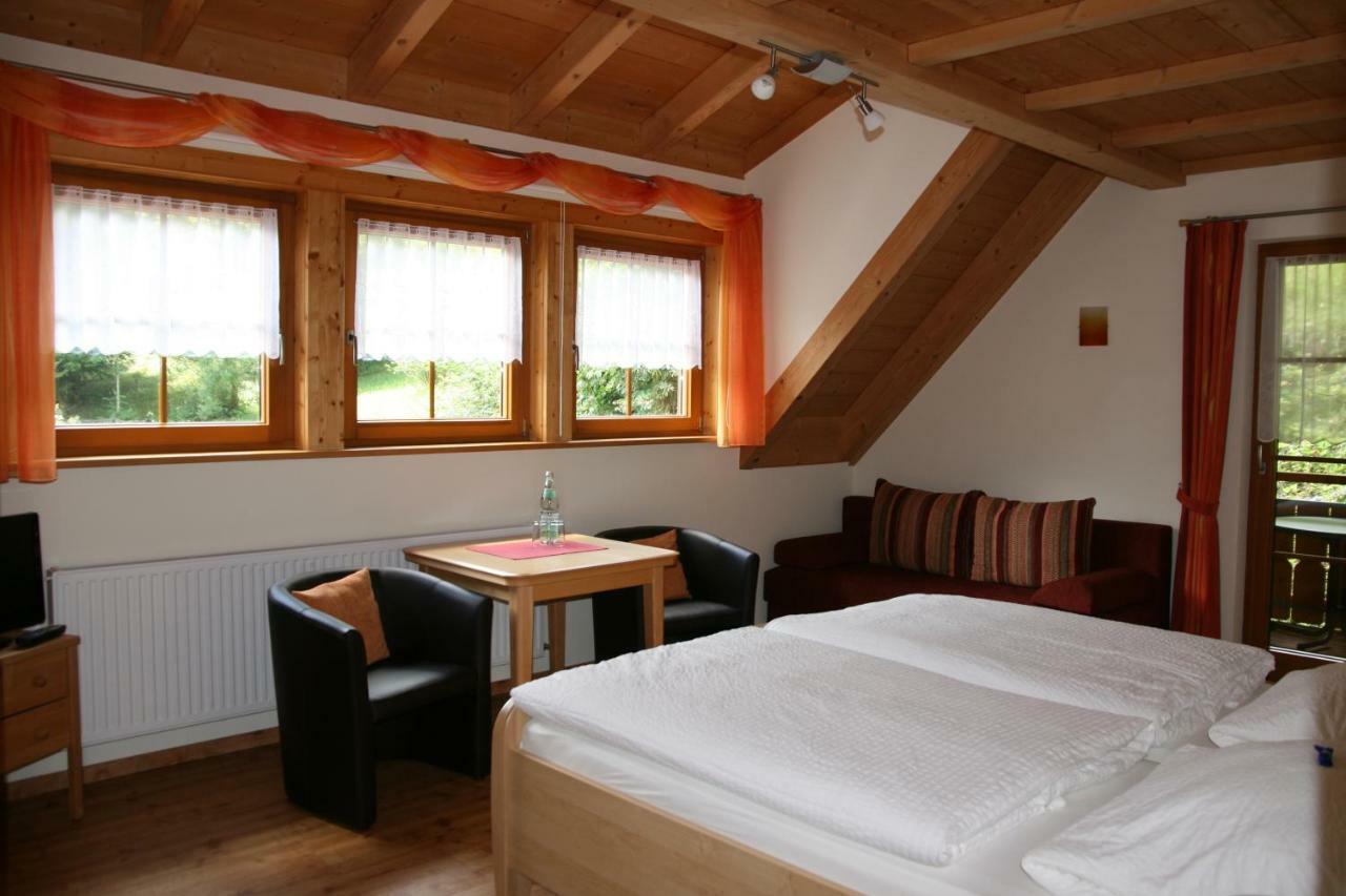 Gaestehaus Sonnhalde วีเดน ภายนอก รูปภาพ